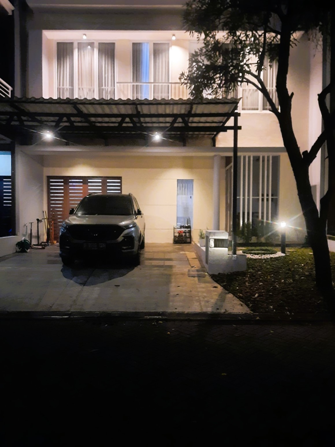 Rumah modern fortune graha raya furnished siap huni