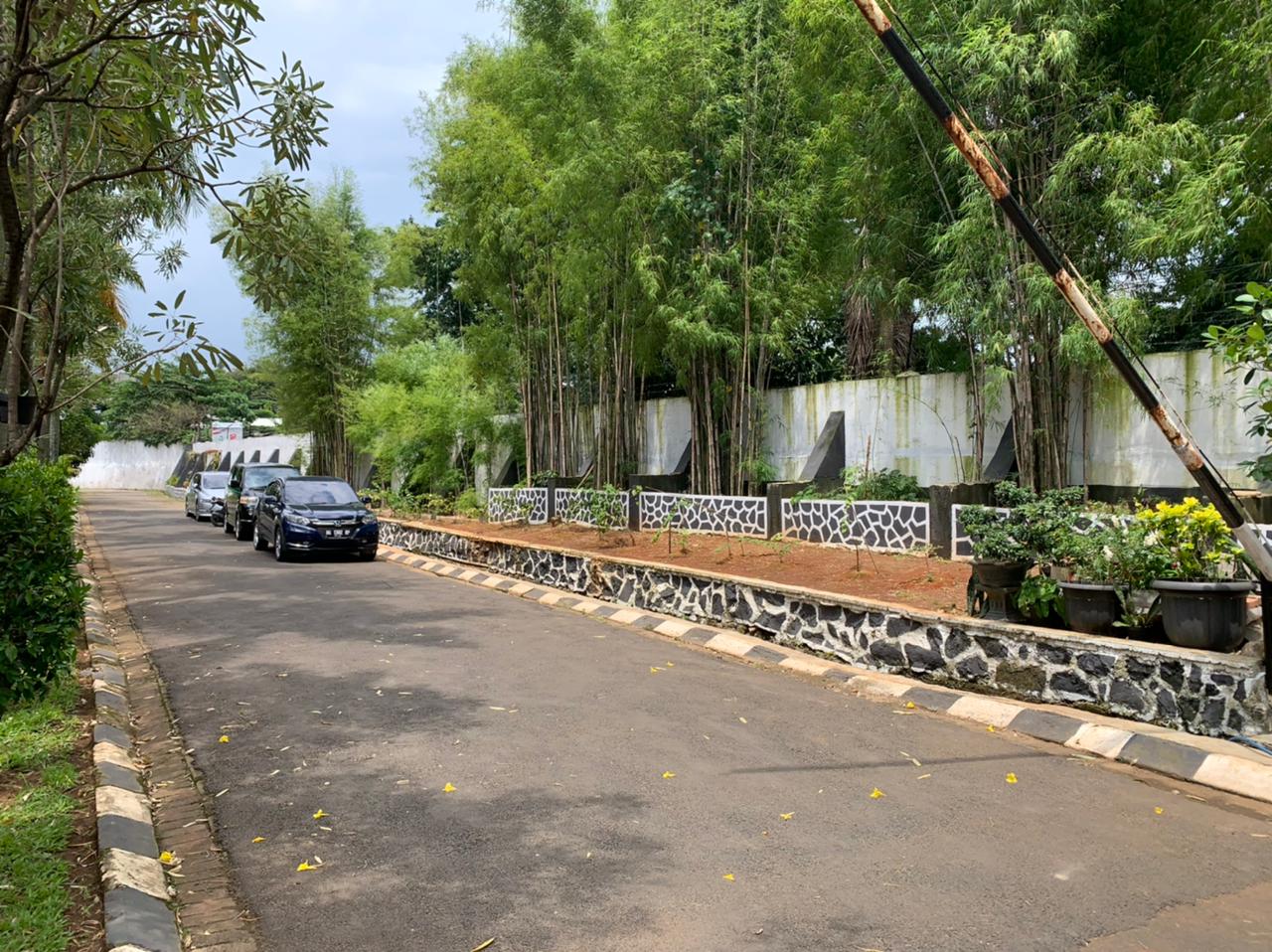 c713c121-bf42-4e47-8f2b-155f9cf352e9